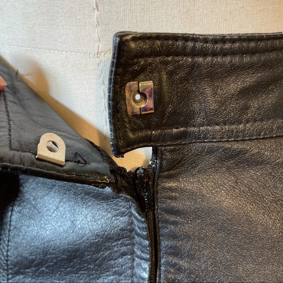 VINTAGE | Leather pencil skirt | size 8 - Picture 4 of 6